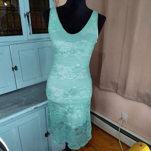 Charlotte Russe Dress Size Small Formfitting Bodycon Sleeveless Criss Cross Back